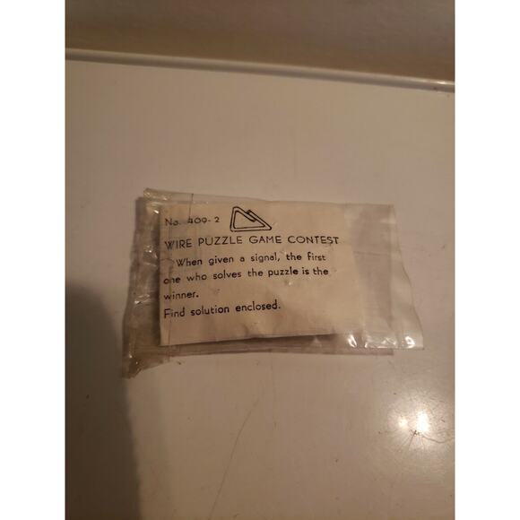 Fun For Everyone Magic Tricks - Wire Puzzle Game Contest - Hong Kong - Picture 1 of 7